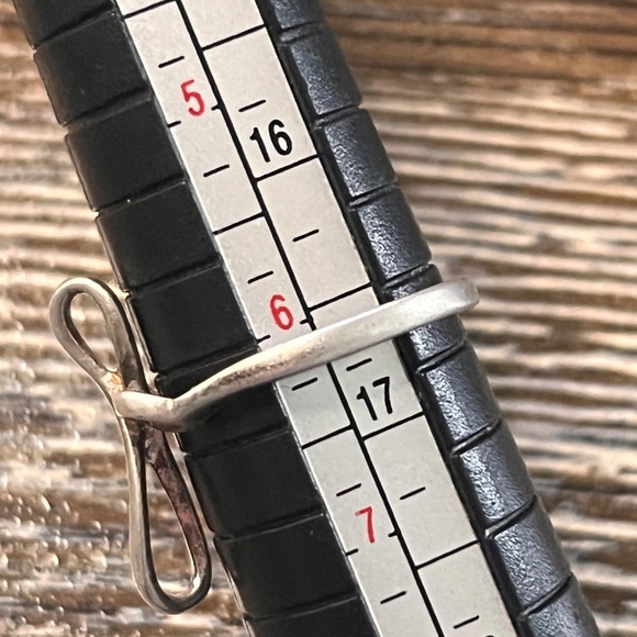 NVC Nataliya V Collister Sterling Silver 925 Infinity Cross Ring - SZ 6 - Picture 11 of 12